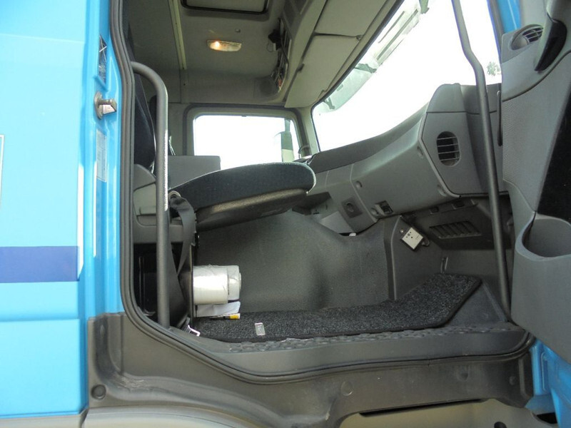 Φορτηγό κόφα Mercedes-Benz Actros 1841 ACTROS 1841 L: φωτογραφία 17 Φορτηγό κόφα Mercedes-Benz Actros 1841 ACTROS 1841 L: φωτογραφία 17