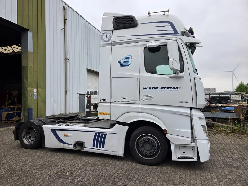 Mercedes-Benz Actros 1842 LS CABINE SCHADE NL TRUCK - Τράκτορας: φωτογραφία 3 Mercedes-Benz Actros 1842 LS CABINE SCHADE NL TRUCK - Τράκτορας: φωτογραφία 3