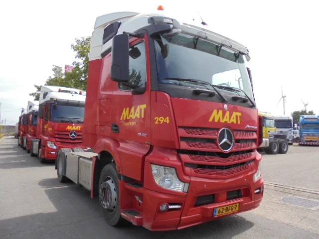 Mercedes-Benz Actros 1943 EUR6 - Τράκτορας: φωτογραφία 3 Mercedes-Benz Actros 1943 EUR6 - Τράκτορας: φωτογραφία 3