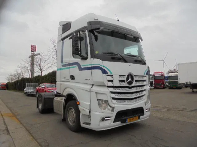 Mercedes-Benz Actros 1943 LS - Τράκτορας: φωτογραφία 3 Mercedes-Benz Actros 1943 LS - Τράκτορας: φωτογραφία 3