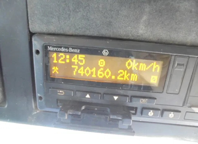 Φορτηγό ανατρεπόμενο Mercedes-Benz Arocs 3340 8X4: φωτογραφία 18 Φορτηγό ανατρεπόμενο Mercedes-Benz Arocs 3340 8X4: φωτογραφία 18