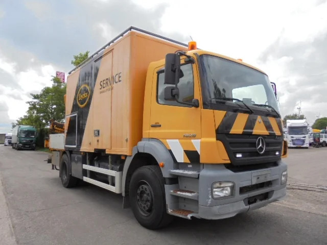 Mercedes-Benz Axor 1828 - Φορτηγό με γερανό: φωτογραφία 5 Mercedes-Benz Axor 1828 - Φορτηγό με γερανό: φωτογραφία 5