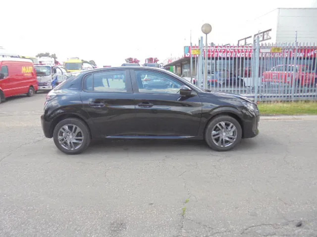 Peugeot 208 208 NEW TAX FREE - Hatchback: φωτογραφία 4 Peugeot 208 208 NEW TAX FREE - Hatchback: φωτογραφία 4