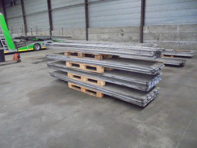 Plan KEN ALU / HOUT - Αμάξωμα με συρρόμενο μουσαμά: φωτογραφία 2 Plan KEN ALU / HOUT - Αμάξωμα με συρρόμενο μουσαμά: φωτογραφία 2