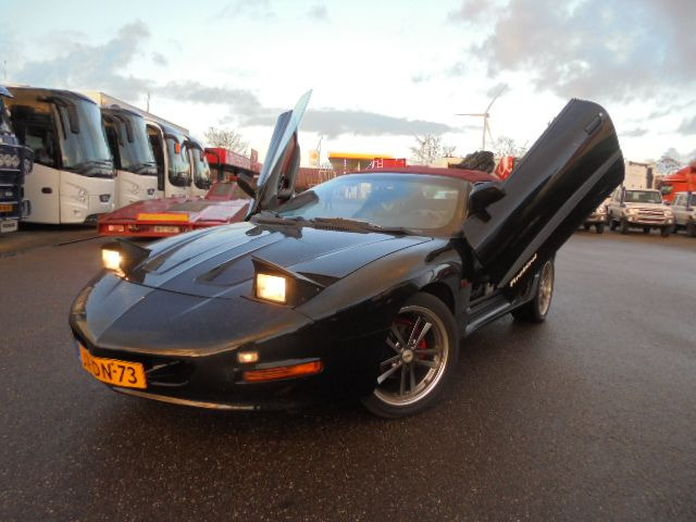 Pontiac Firebird AUT CONVERTIBLE - Αυτοκίνητο: φωτογραφία 1 Pontiac Firebird AUT CONVERTIBLE - Αυτοκίνητο: φωτογραφία 1