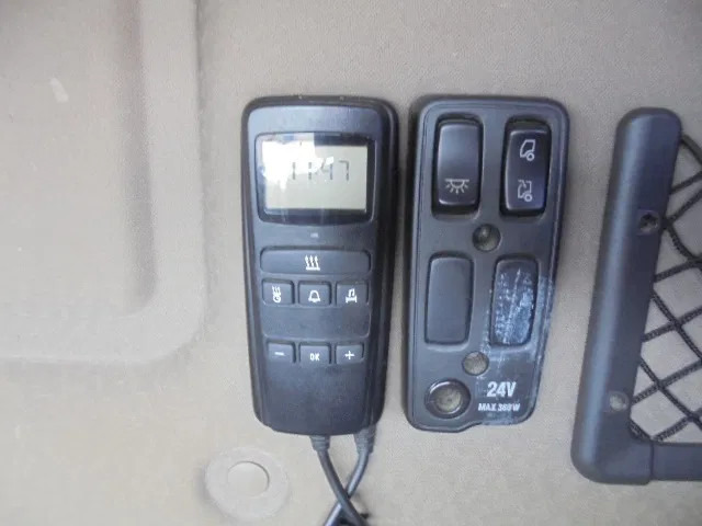 Φορτηγό κόφα Scania R400 6X2 VOLUME COMBI + RETARDER: φωτογραφία 13 Φορτηγό κόφα Scania R400 6X2 VOLUME COMBI + RETARDER: φωτογραφία 13