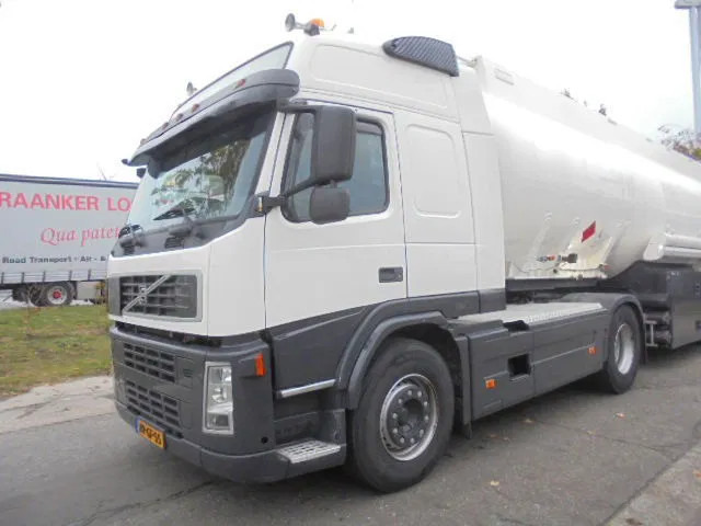 Volvo FM 400 GLOBETROTTER ADR NL TRUCK +TANK TRAILER - Τράκτορας: φωτογραφία 1 Volvo FM 400 GLOBETROTTER ADR NL TRUCK +TANK TRAILER - Τράκτορας: φωτογραφία 1
