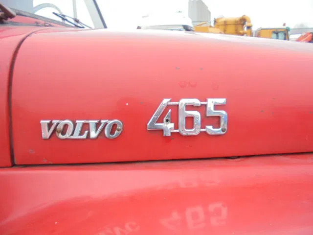 Volvo L 465 - Φορτηγό μουσαμάς: φωτογραφία 4 Volvo L 465 - Φορτηγό μουσαμάς: φωτογραφία 4