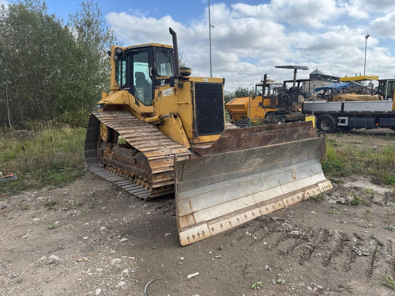 Caterpillar D6M - Μπουλντόζα: φωτογραφία 2 Caterpillar D6M - Μπουλντόζα: φωτογραφία 2