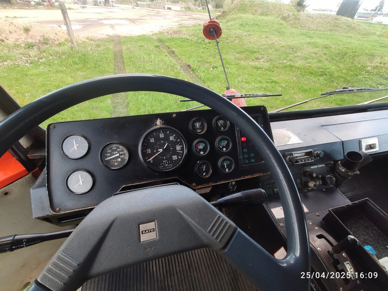 Kato KA400E - Τηλεσκοπικός γερανός: φωτογραφία 4 Kato KA400E - Τηλεσκοπικός γερανός: φωτογραφία 4