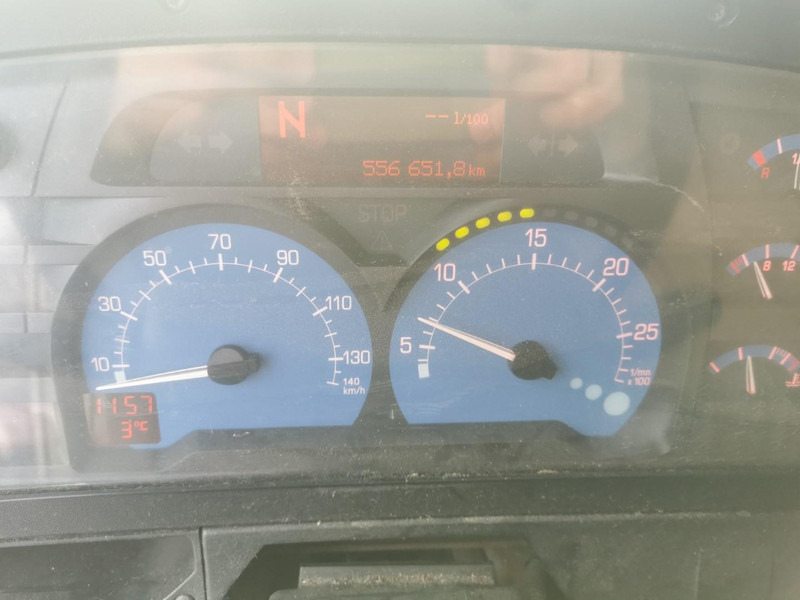 Φορτηγό με ανοιχτή καρότσα Sisu 12 E 480: φωτογραφία 10