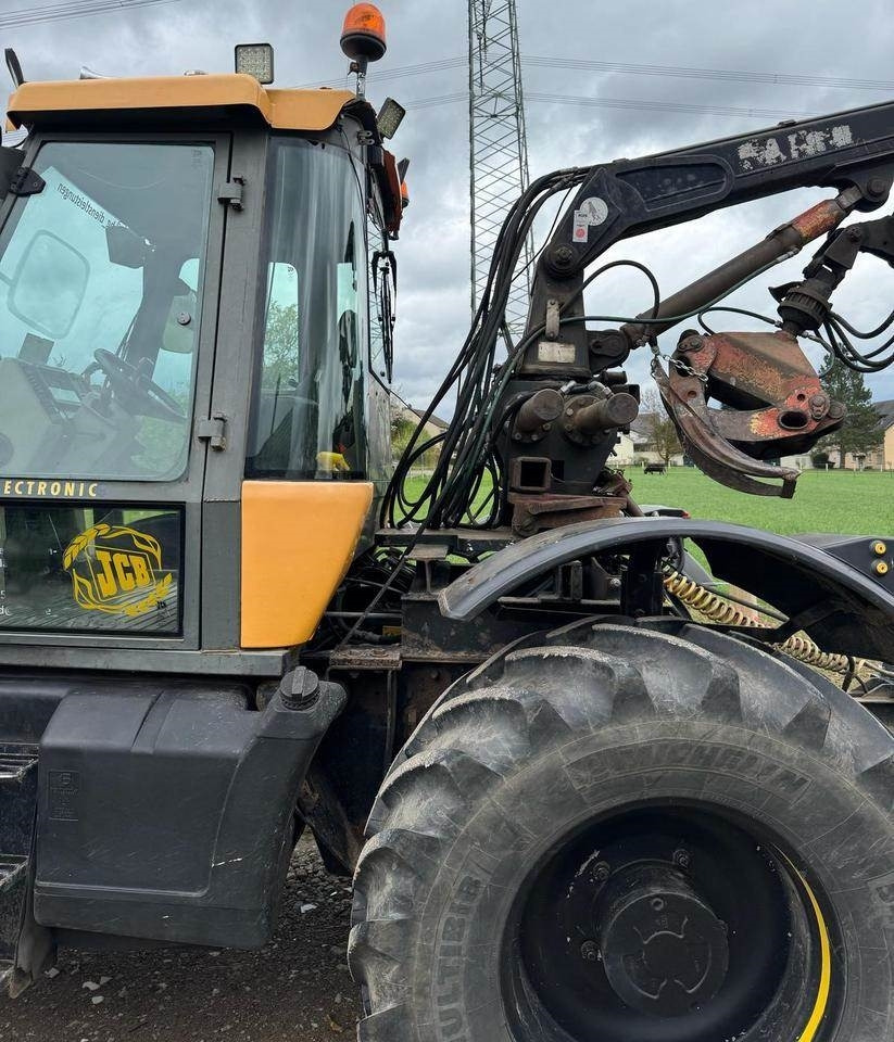 JCB Fastrac 1115 - Τρακτέρ: φωτογραφία 5 JCB Fastrac 1115 - Τρακτέρ: φωτογραφία 5