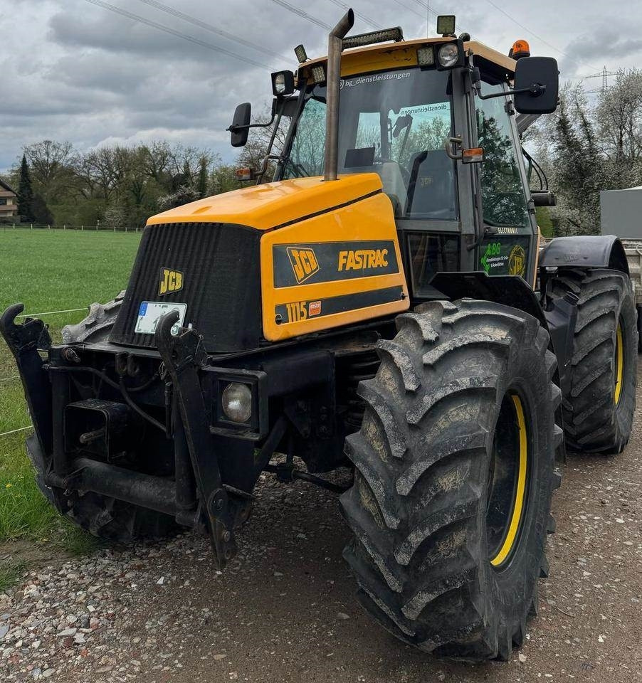 JCB Fastrac 1115 - Τρακτέρ: φωτογραφία 1 JCB Fastrac 1115 - Τρακτέρ: φωτογραφία 1