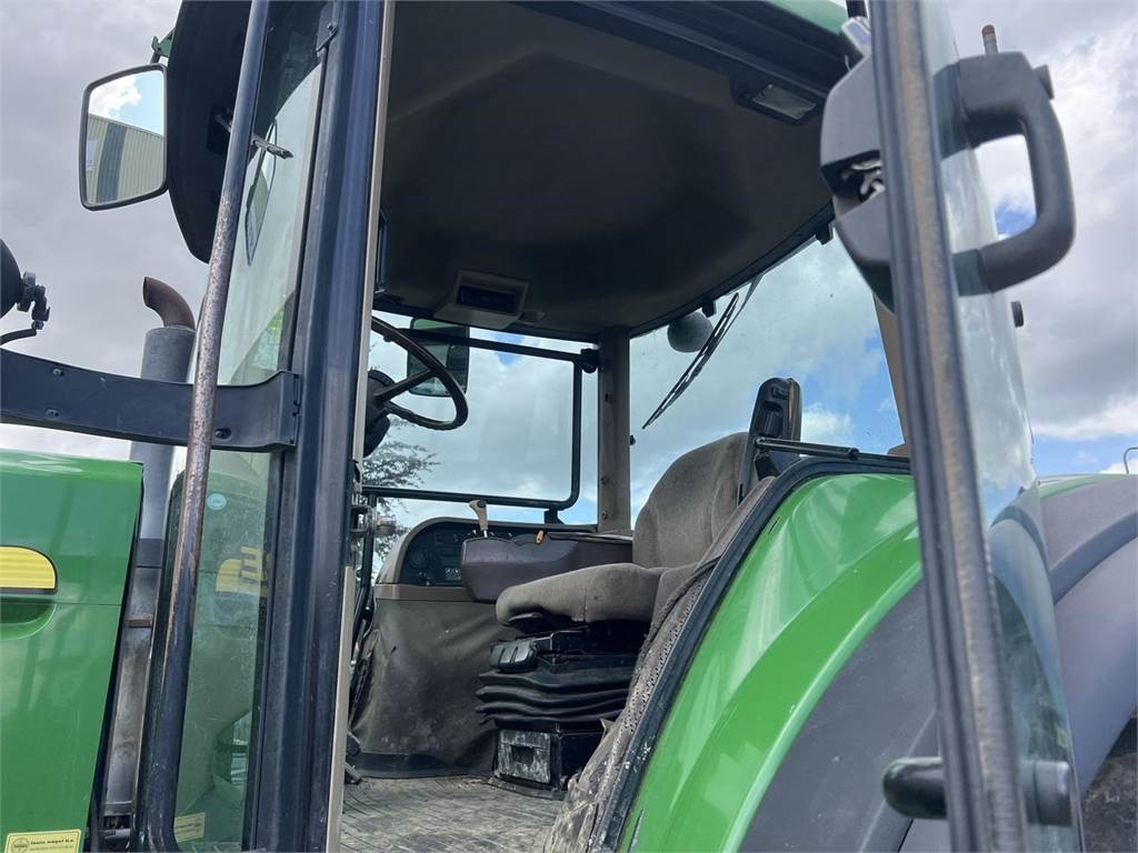 John Deere 7820 - Τρακτέρ: φωτογραφία 5 John Deere 7820 - Τρακτέρ: φωτογραφία 5