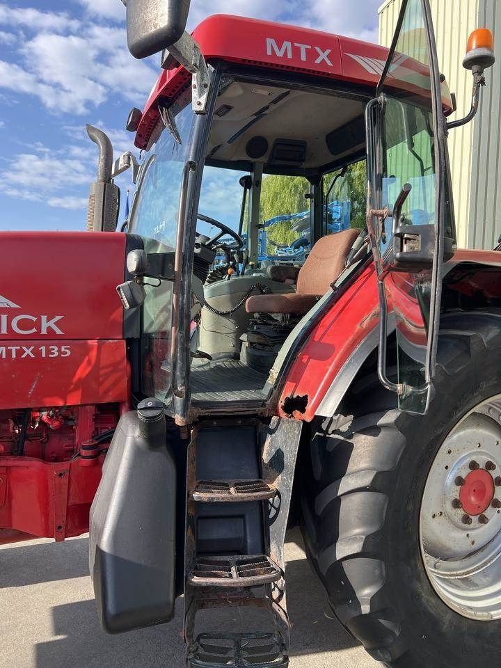 McCormick MTX135 - Τρακτέρ: φωτογραφία 5 McCormick MTX135 - Τρακτέρ: φωτογραφία 5