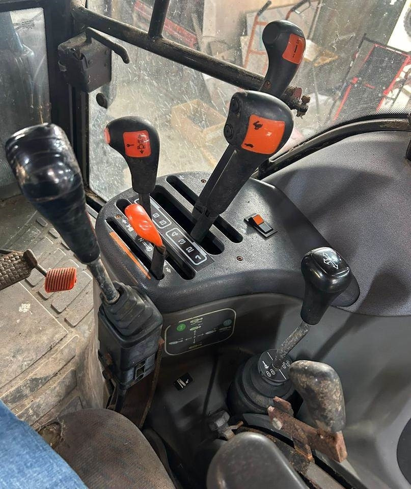 Τρακτέρ New Holland TS 90: φωτογραφία 12