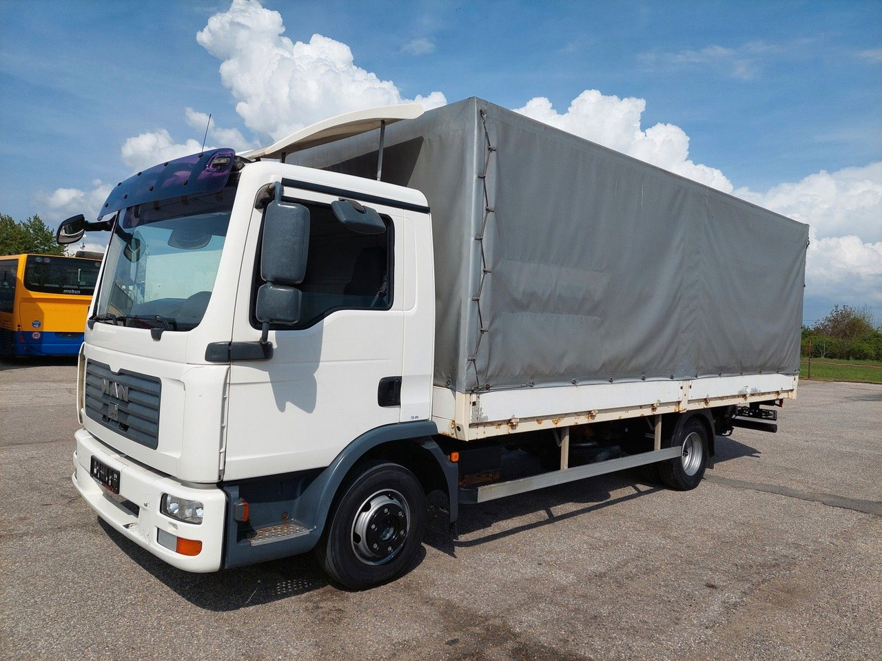 MAN TGL 8.180 4X2 BL - Φορτηγό μουσαμάς: φωτογραφία 1 MAN TGL 8.180 4X2 BL - Φορτηγό μουσαμάς: φωτογραφία 1