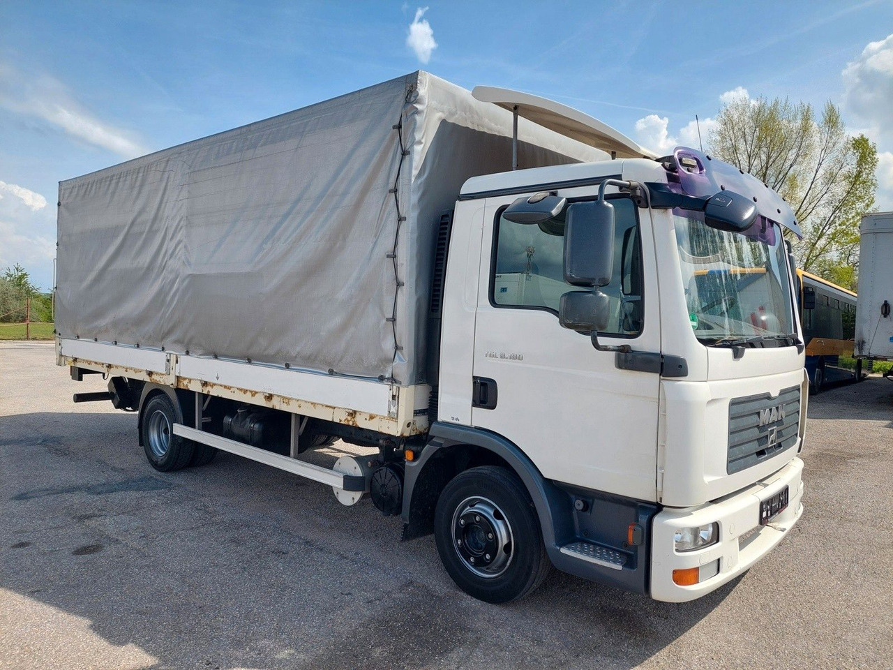 MAN TGL 8.180 4X2 BL - Φορτηγό μουσαμάς: φωτογραφία 2 MAN TGL 8.180 4X2 BL - Φορτηγό μουσαμάς: φωτογραφία 2