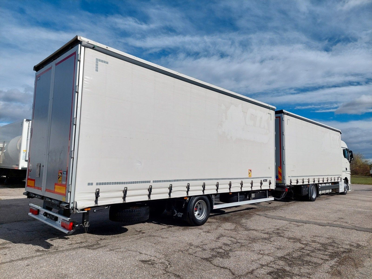 MAN TGX 18.470 LL + Gniotpol G-4080 120 m3 Durchbar - Φορτηγό μουσαμάς: φωτογραφία 4 MAN TGX 18.470 LL + Gniotpol G-4080 120 m3 Durchbar - Φορτηγό μουσαμάς: φωτογραφία 4