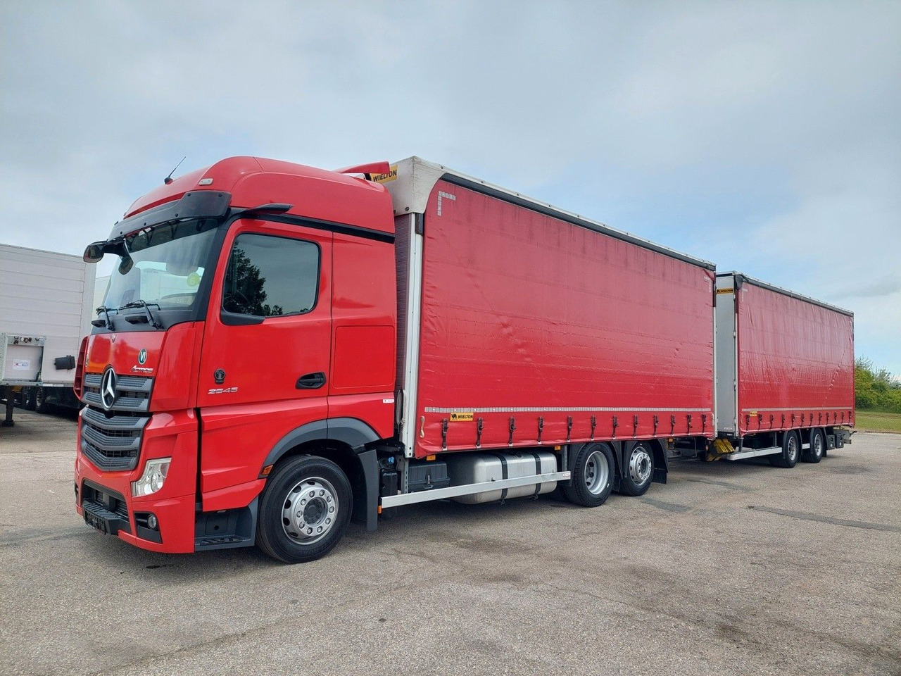 Mercedes-Benz Actros 2545 L/NR 6x2 + Wielton PC2K Durchbar - Φορτηγό μουσαμάς: φωτογραφία 1 Mercedes-Benz Actros 2545 L/NR 6x2 + Wielton PC2K Durchbar - Φορτηγό μουσαμάς: φωτογραφία 1