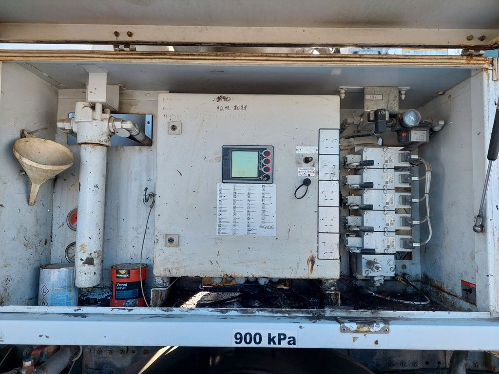 Μπετονιέρα αντλία Mercedes-Benz Actros 4141 BB Putzmeister M24-3: φωτογραφία 17 Μπετονιέρα αντλία Mercedes-Benz Actros 4141 BB Putzmeister M24-3: φωτογραφία 17