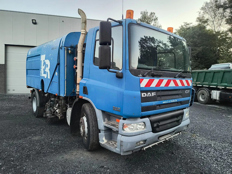 DAF CF 75.250 DRIVING CONDITION - SWEEPER NEEDS REPAIRMENT - Σάρωθρο δρόμων: φωτογραφία 3 DAF CF 75.250 DRIVING CONDITION - SWEEPER NEEDS REPAIRMENT - Σάρωθρο δρόμων: φωτογραφία 3