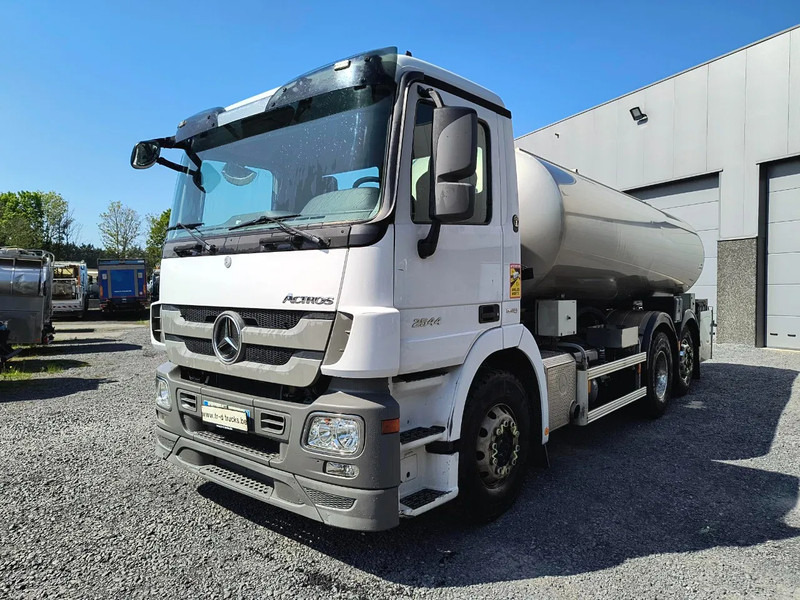 Mercedes-Benz Actros 2544 INSULATED INOX TANK 15000L - Φορτηγό βυτιοφόρο: φωτογραφία 1 Mercedes-Benz Actros 2544 INSULATED INOX TANK 15000L - Φορτηγό βυτιοφόρο: φωτογραφία 1
