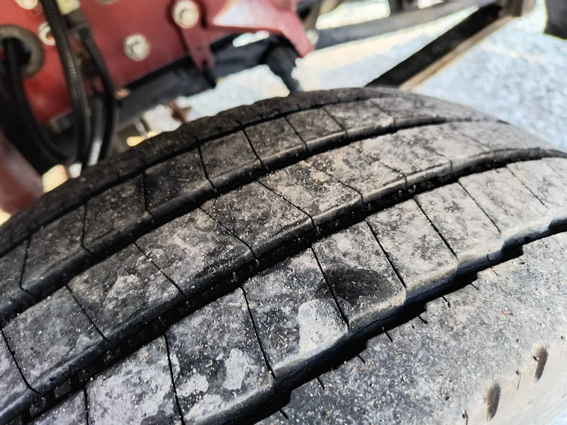 Φορτηγό βυτιοφόρο για τη μεταφορά γάλακτος Renault Midliner S135 - ONLY 54 400KM - SMALL TANK 3680L INSULATED INOX: φωτογραφία 13