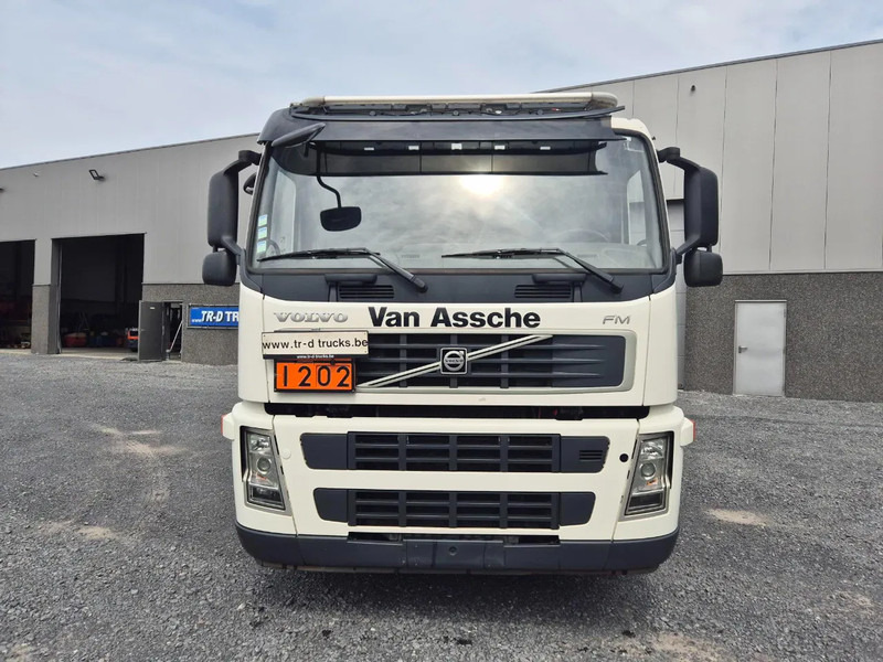 Volvo FM 400 18000L FUEL/CARBURANT - 5 COMP - ADR VALID - MANUAL - Φορτηγό βυτιοφόρο: φωτογραφία 2 Volvo FM 400 18000L FUEL/CARBURANT - 5 COMP - ADR VALID - MANUAL - Φορτηγό βυτιοφόρο: φωτογραφία 2