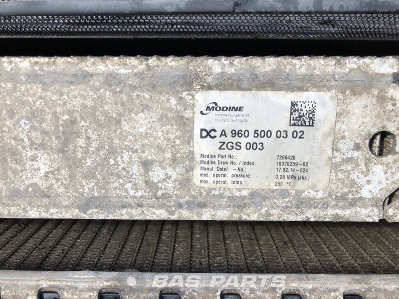 Mercedes-Benz Actros MP4 Koelerpakket Mercedes OM470LA 395 A 960 500 28 01 - Ψυγείο αυτοκίνητο για Φορτηγό: φωτογραφία 3 Mercedes-Benz Actros MP4 Koelerpakket Mercedes OM470LA 395 A 960 500 28 01 - Ψυγείο αυτοκίνητο για Φορτηγό: φωτογραφία 3