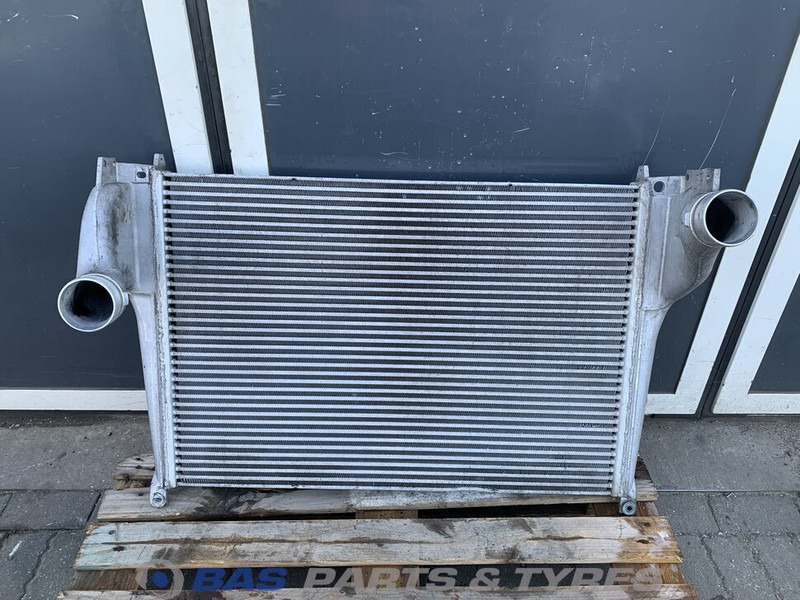 Mercedes-Benz Intercooler Mercedes A 961 500 04 02 - Ενδιάμεσος ψύκτης για Φορτηγό: φωτογραφία 1 Mercedes-Benz Intercooler Mercedes A 961 500 04 02 - Ενδιάμεσος ψύκτης για Φορτηγό: φωτογραφία 1