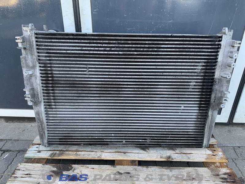 Mercedes-Benz Intercooler Mercedes A 961 500 04 02 - Ενδιάμεσος ψύκτης για Φορτηγό: φωτογραφία 2 Mercedes-Benz Intercooler Mercedes A 961 500 04 02 - Ενδιάμεσος ψύκτης για Φορτηγό: φωτογραφία 2