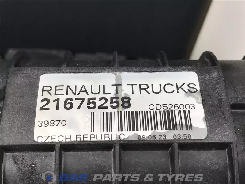 Renault D-Serie - Ψυγείο αυτοκίνητο για Φορτηγό: φωτογραφία 3 Renault D-Serie - Ψυγείο αυτοκίνητο για Φορτηγό: φωτογραφία 3