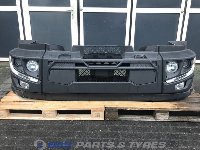 Renault D-Serie - Προφυλακτήρας για Φορτηγό: φωτογραφία 1 Renault D-Serie - Προφυλακτήρας για Φορτηγό: φωτογραφία 1