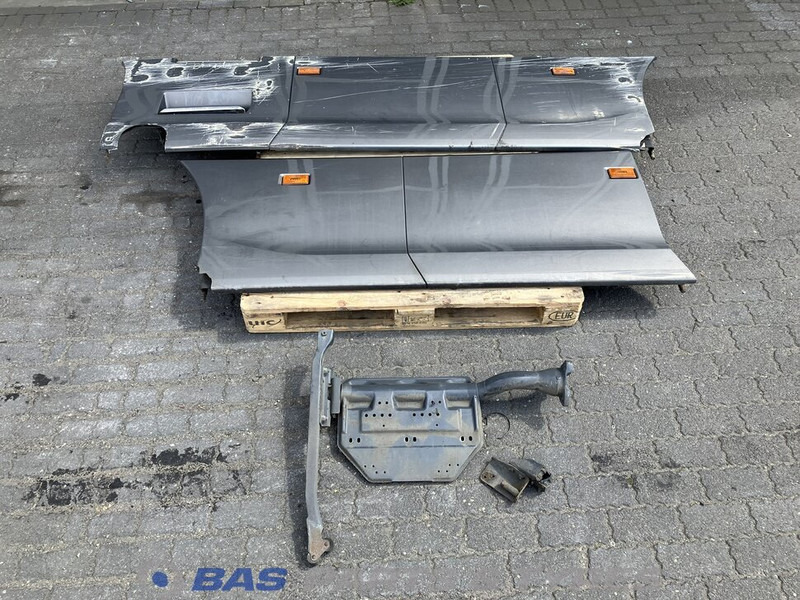 Scania S-Serie NextGen Sideskirt Set Scania 2623617 - Αμάξωμα και εξωτερικό για Φορτηγό: φωτογραφία 1 Scania S-Serie NextGen Sideskirt Set Scania 2623617 - Αμάξωμα και εξωτερικό για Φορτηγό: φωτογραφία 1