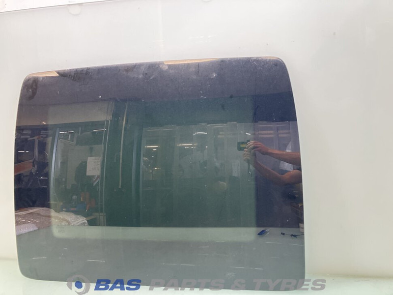 Volvo Dakluik Volvo 21325001 - Αλεξήλιο για Φορτηγό: φωτογραφία 1 Volvo Dakluik Volvo 21325001 - Αλεξήλιο για Φορτηγό: φωτογραφία 1