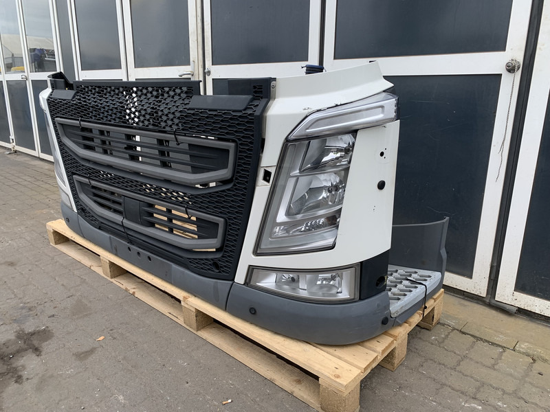 Volvo FH4 - Προφυλακτήρας για Φορτηγό: φωτογραφία 2 Volvo FH4 - Προφυλακτήρας για Φορτηγό: φωτογραφία 2