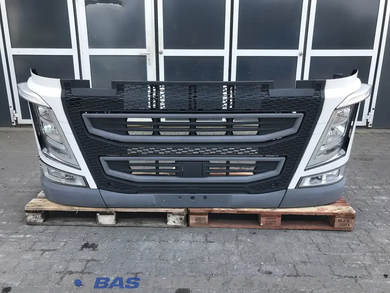 Volvo FH4 - Προφυλακτήρας για Φορτηγό: φωτογραφία 1 Volvo FH4 - Προφυλακτήρας για Φορτηγό: φωτογραφία 1