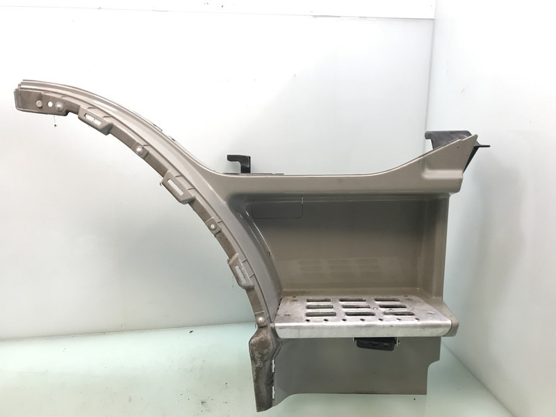 Volvo FM4 Opstap Rechts Volvo 82644147 - Αμάξωμα και εξωτερικό για Φορτηγό: φωτογραφία 1 Volvo FM4 Opstap Rechts Volvo 82644147 - Αμάξωμα και εξωτερικό για Φορτηγό: φωτογραφία 1