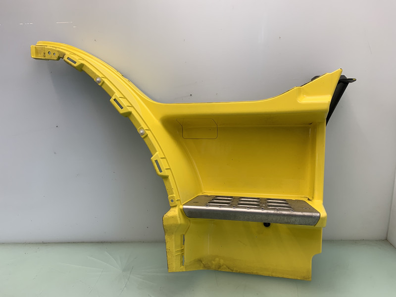 Volvo FM4 Opstap Rechts Volvo 82644147 - Αμάξωμα και εξωτερικό για Φορτηγό: φωτογραφία 1 Volvo FM4 Opstap Rechts Volvo 82644147 - Αμάξωμα και εξωτερικό για Φορτηγό: φωτογραφία 1