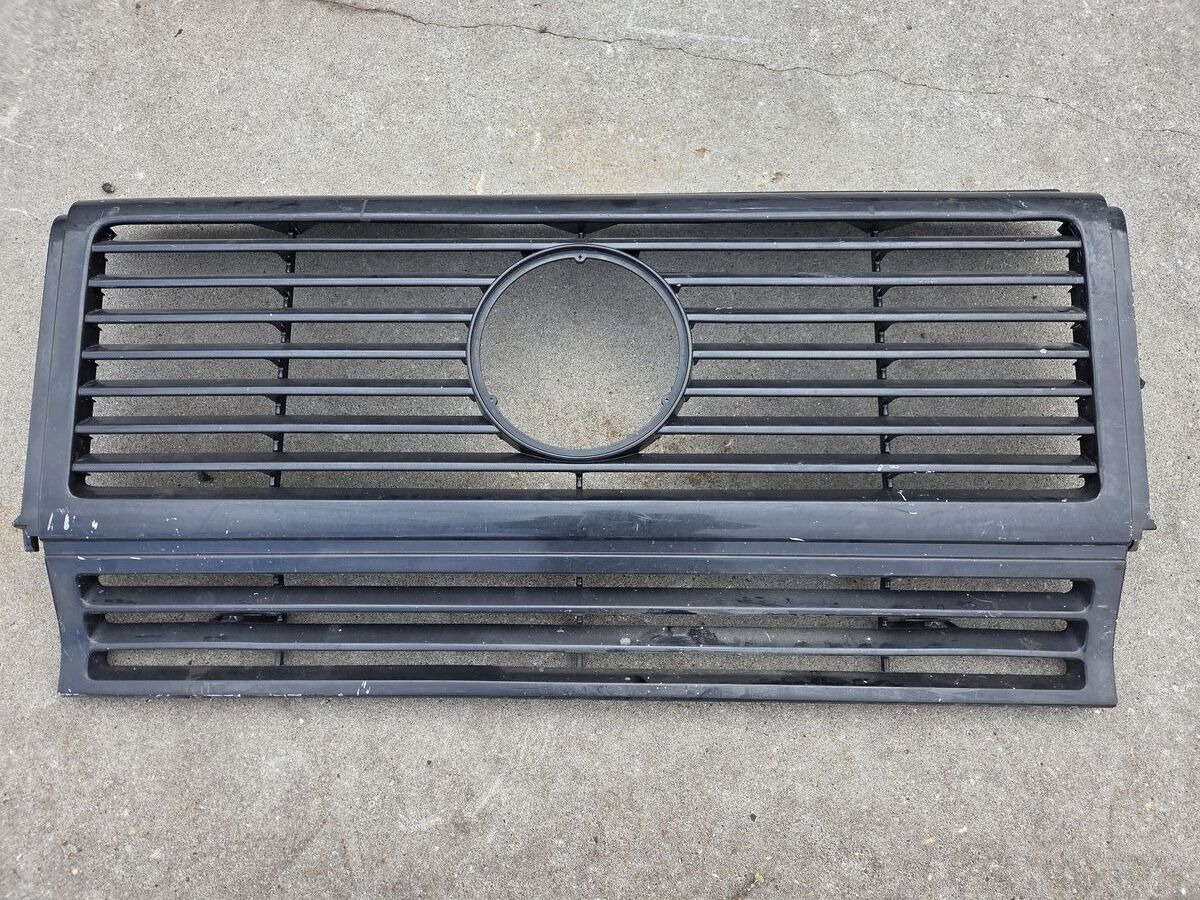 W463 Grill grijs Mercedes-Benz voor auto - Μάσκα ψυγείου για Αυτοκίνητο: φωτογραφία 1 W463 Grill grijs Mercedes-Benz voor auto - Μάσκα ψυγείου για Αυτοκίνητο: φωτογραφία 1