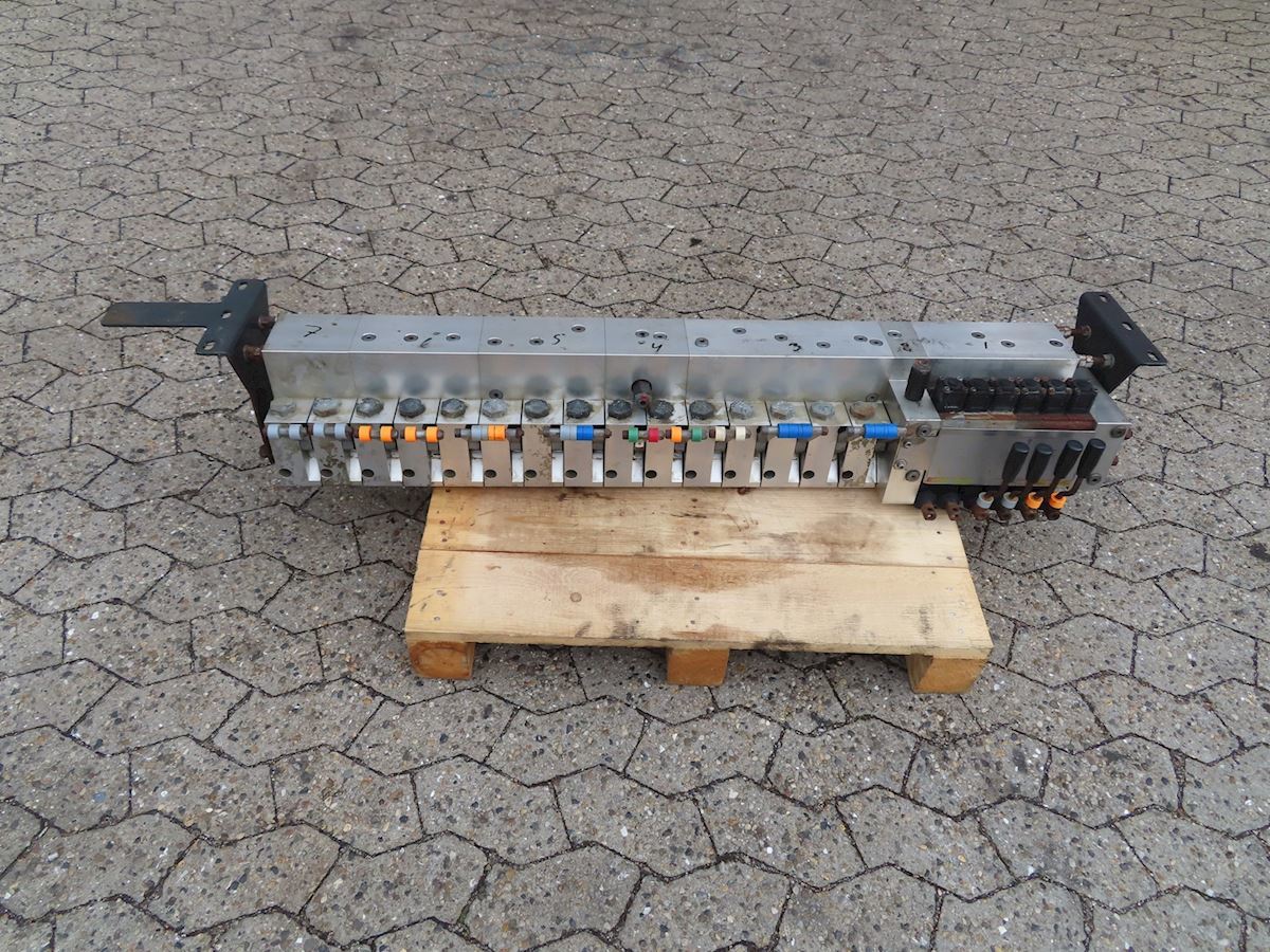 Goldhofer Bejeningsblok t. uni-svanehals - Ανταλλακτικό για Τρέιλερ: φωτογραφία 1 Goldhofer Bejeningsblok t. uni-svanehals - Ανταλλακτικό για Τρέιλερ: φωτογραφία 1