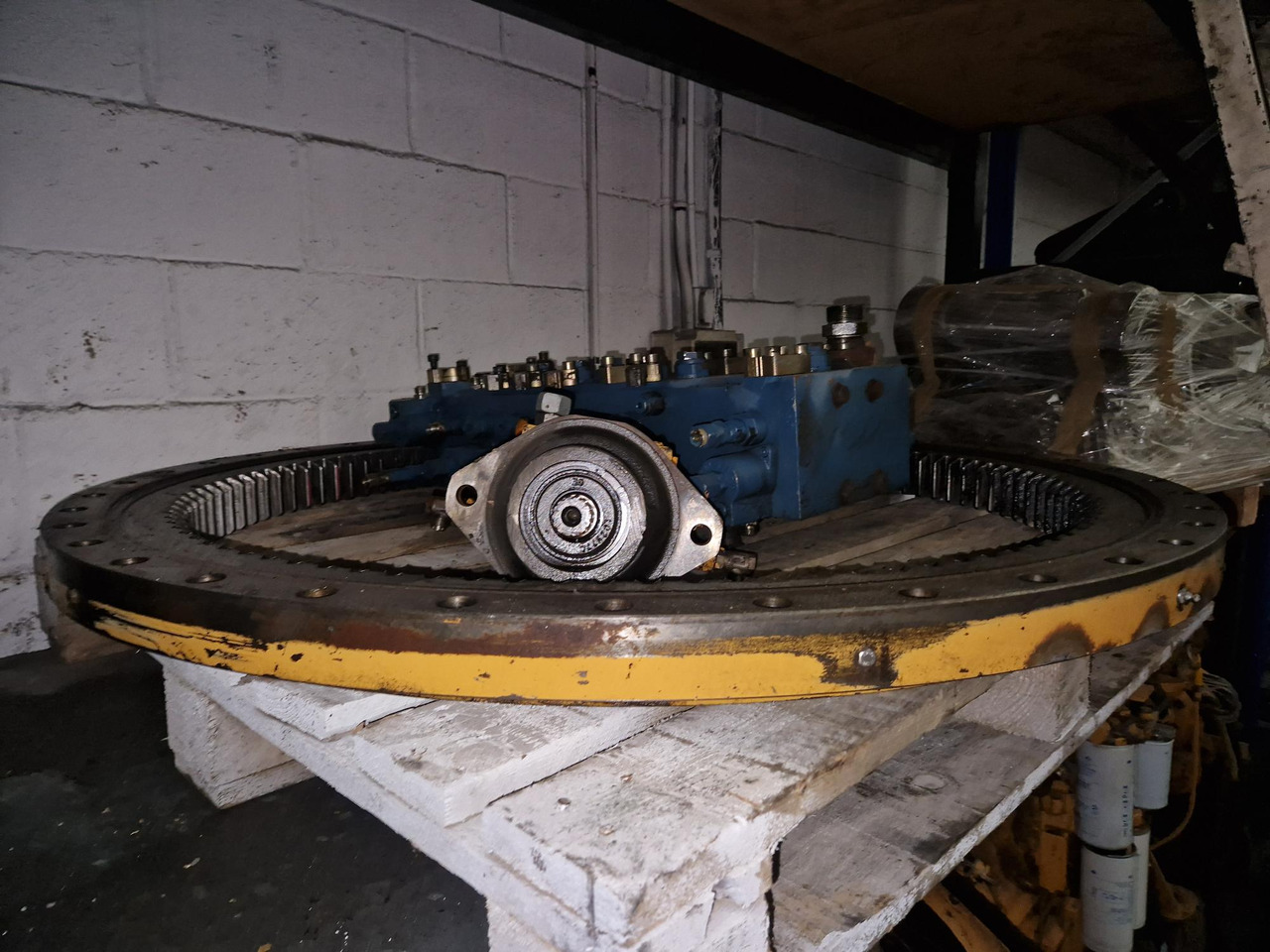 CORONA PARA LIEBHERR A900B LI - Περιστροφική πλάκα για Κατασκευή μηχανήματα: φωτογραφία 2 CORONA PARA LIEBHERR A900B LI - Περιστροφική πλάκα για Κατασκευή μηχανήματα: φωτογραφία 2