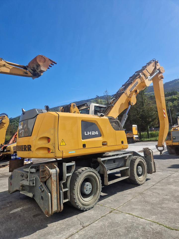 LIEBHERR LH24 M - Μηχάνημα Διαχείρισης Υλικών: φωτογραφία 5 LIEBHERR LH24 M - Μηχάνημα Διαχείρισης Υλικών: φωτογραφία 5