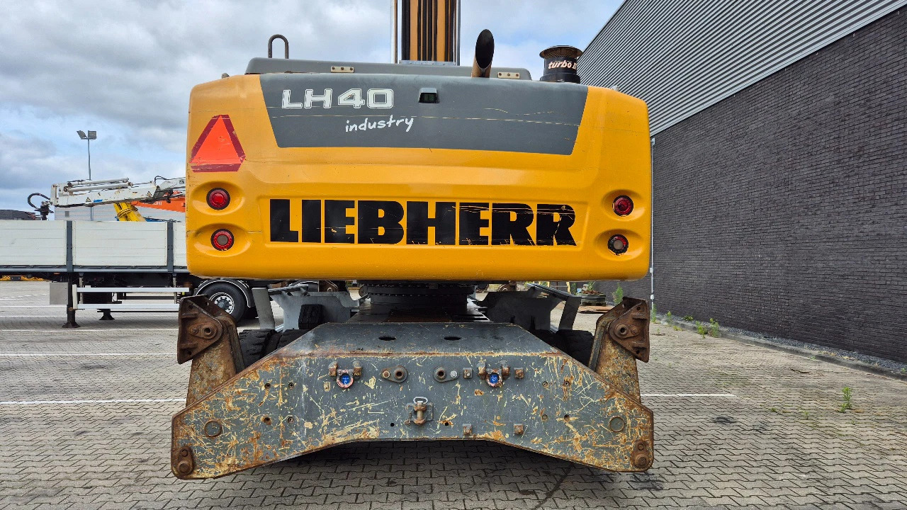 LIEBHERR LH40M - Μηχάνημα Διαχείρισης Υλικών: φωτογραφία 5 LIEBHERR LH40M - Μηχάνημα Διαχείρισης Υλικών: φωτογραφία 5