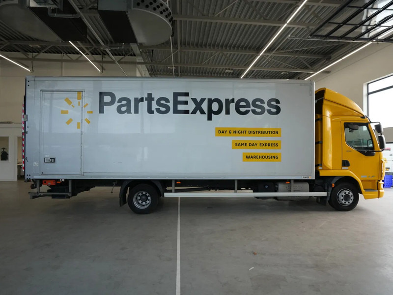 DAF LF 210 FA, 12t, Gesloten Bak, Laadklep 1,5t, Zijdeur, New Apk - Φορτηγό κόφα: φωτογραφία 5 DAF LF 210 FA, 12t, Gesloten Bak, Laadklep 1,5t, Zijdeur, New Apk - Φορτηγό κόφα: φωτογραφία 5