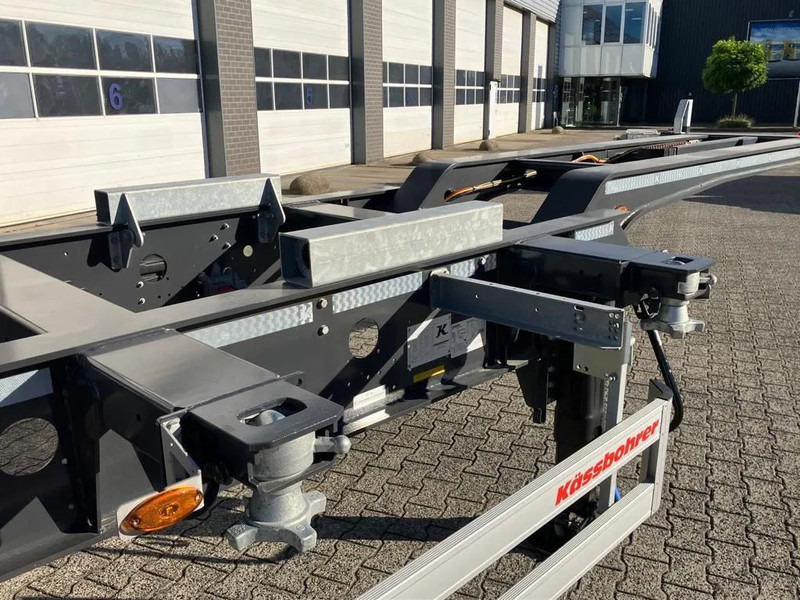 Kässbohrer SHG AVH / 45 - 12 / 27 Voor- en achterzijde uitschuifbaar -> 20"/40"/45" - Επικαθήμενο μεταφοράς εμπορευματοκιβωτίων/ Κινητό αμάξωμα: φωτογραφία 5 Kässbohrer SHG AVH / 45 - 12 / 27 Voor- en achterzijde uitschuifbaar -> 20"/40"/45" - Επικαθήμενο μεταφοράς εμπορευματοκιβωτίων/ Κινητό αμάξωμα: φωτογραφία 5