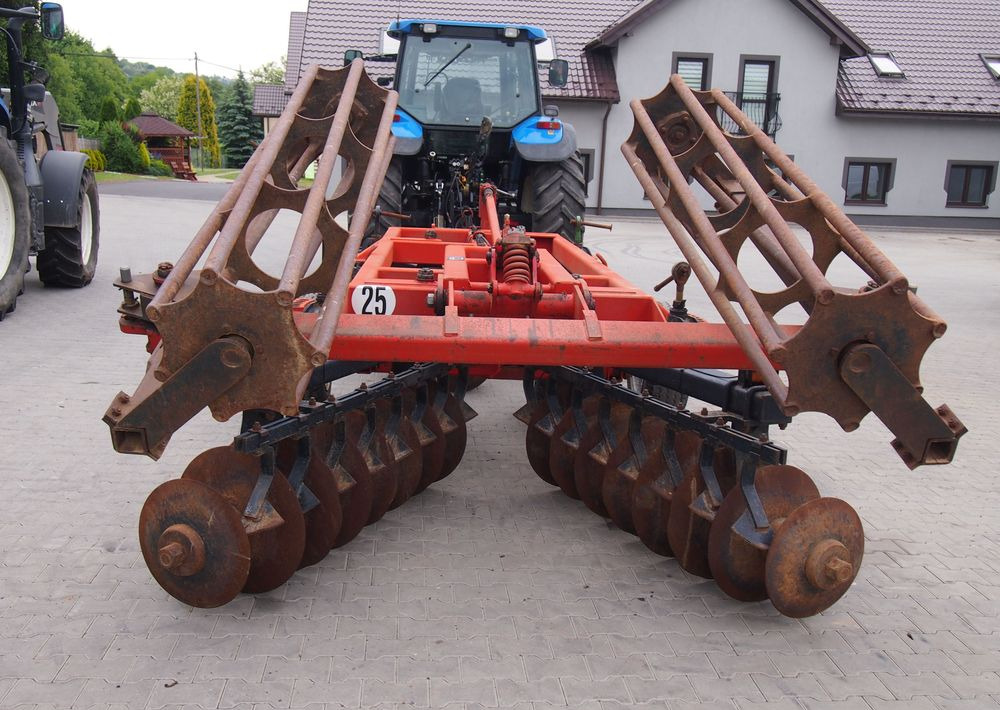 Brona talerzowa GREGOIRE-BESSON talerzówka 3,5m Brona talerzowa 3,5m z wałem - Δισκοσβάρνα: φωτογραφία 4 Brona talerzowa GREGOIRE-BESSON talerzówka 3,5m Brona talerzowa 3,5m z wałem - Δισκοσβάρνα: φωτογραφία 4