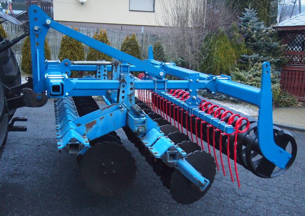 Brona talerzowa Rabe Werk RABE WERK Fielo biro 3000 2006 Brona talerzowa RABE - Δισκοσβάρνα: φωτογραφία 4 Brona talerzowa Rabe Werk RABE WERK Fielo biro 3000 2006 Brona talerzowa RABE - Δισκοσβάρνα: φωτογραφία 4