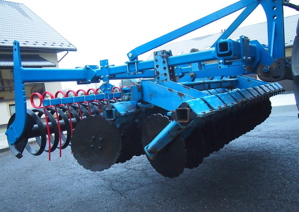 Brona talerzowa Rabe Werk RABE WERK Fielo biro 3000 2006 Brona talerzowa RABE - Δισκοσβάρνα: φωτογραφία 3 Brona talerzowa Rabe Werk RABE WERK Fielo biro 3000 2006 Brona talerzowa RABE - Δισκοσβάρνα: φωτογραφία 3